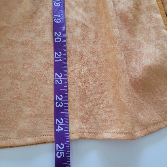 Current air Los Angeles mustard ruffled chiffon floral peasant top - Picture 4 of 9